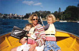 forth-set4_6-mom and two kids on boat.jpg (185065 bytes)